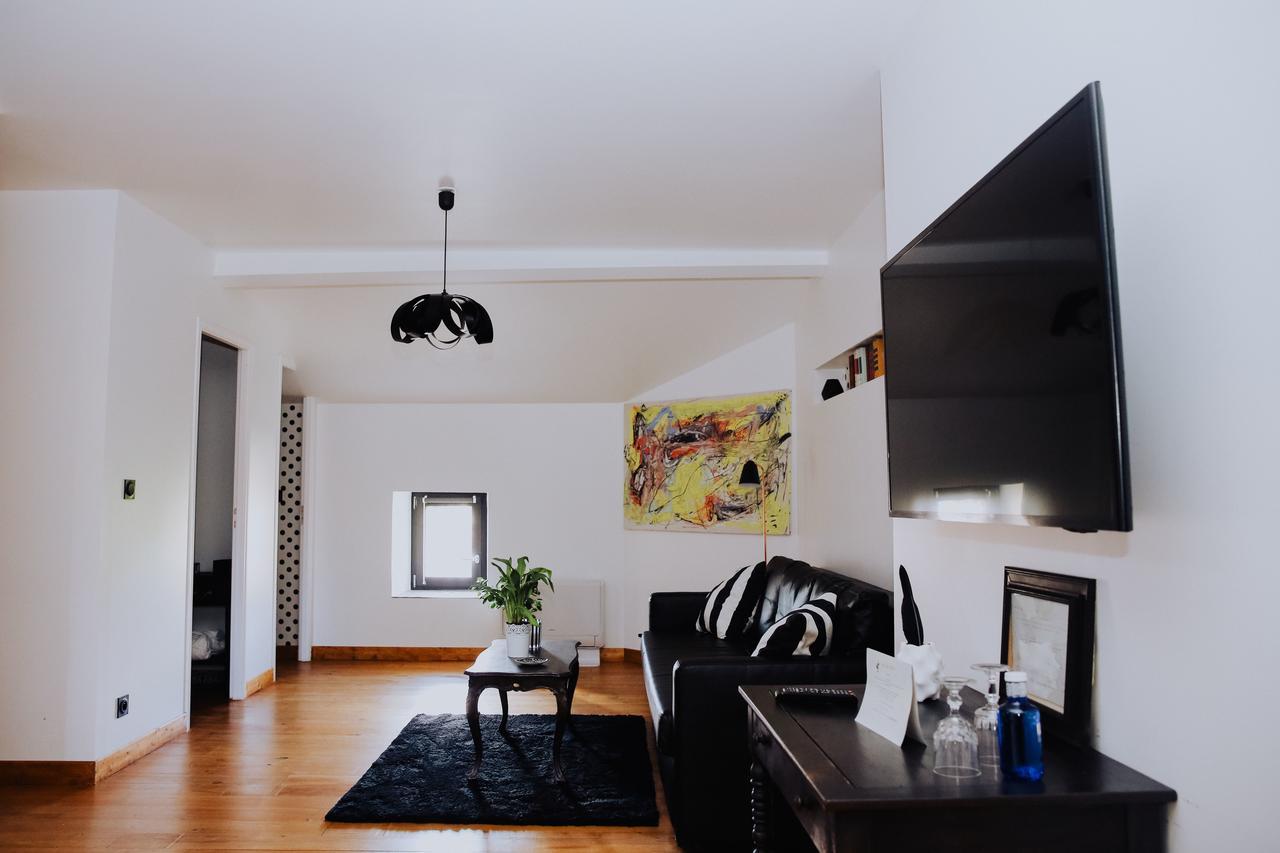 La Maison Bleue Villeréal Eksteriør billede