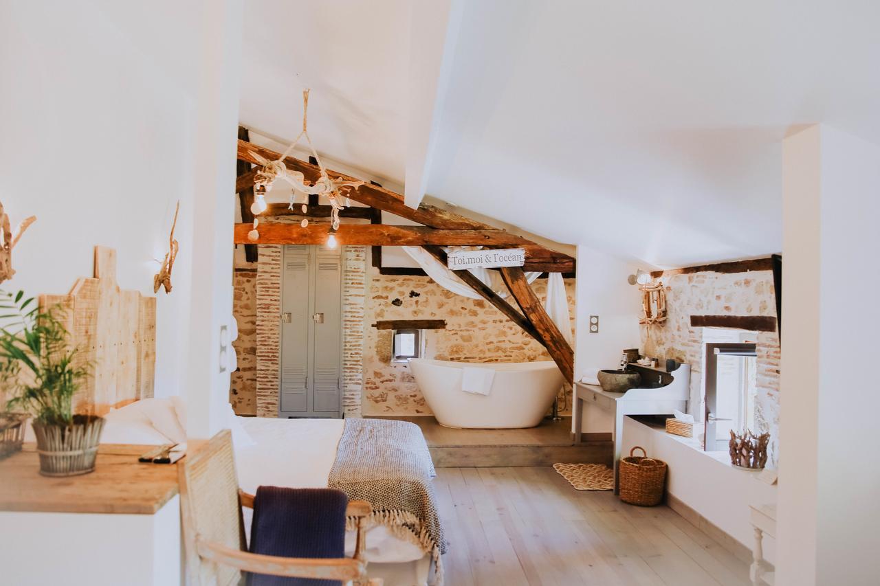 La Maison Bleue Villeréal Eksteriør billede