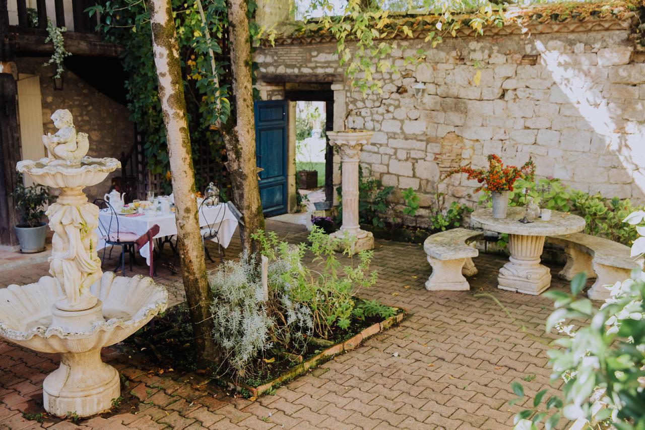 La Maison Bleue Villeréal Eksteriør billede